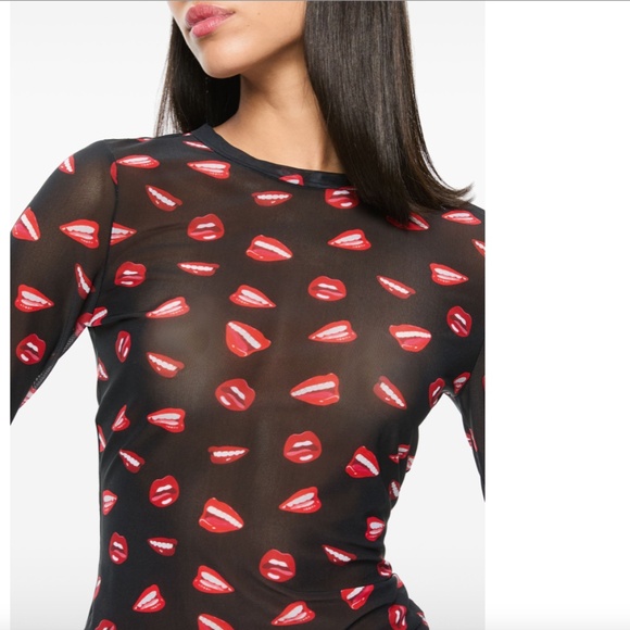 alice + olivia x Tom Wesselmann Delaina crop top - Picture 2 of 8